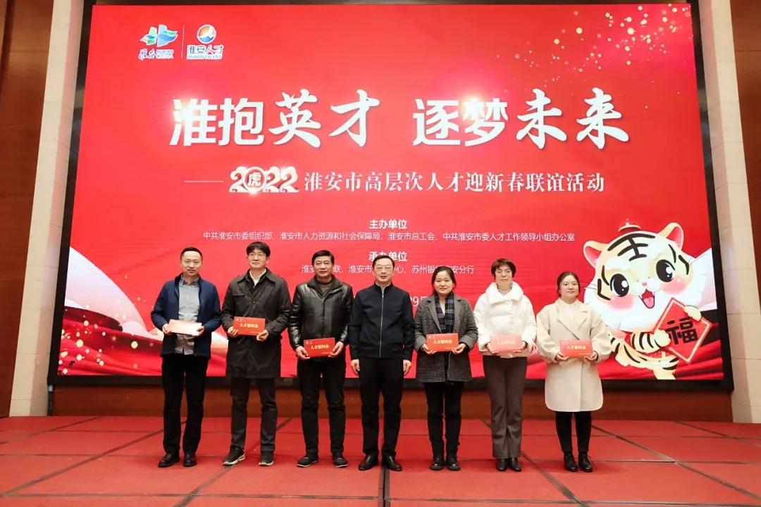 6402.webp.jpg 6402.webp.jpg