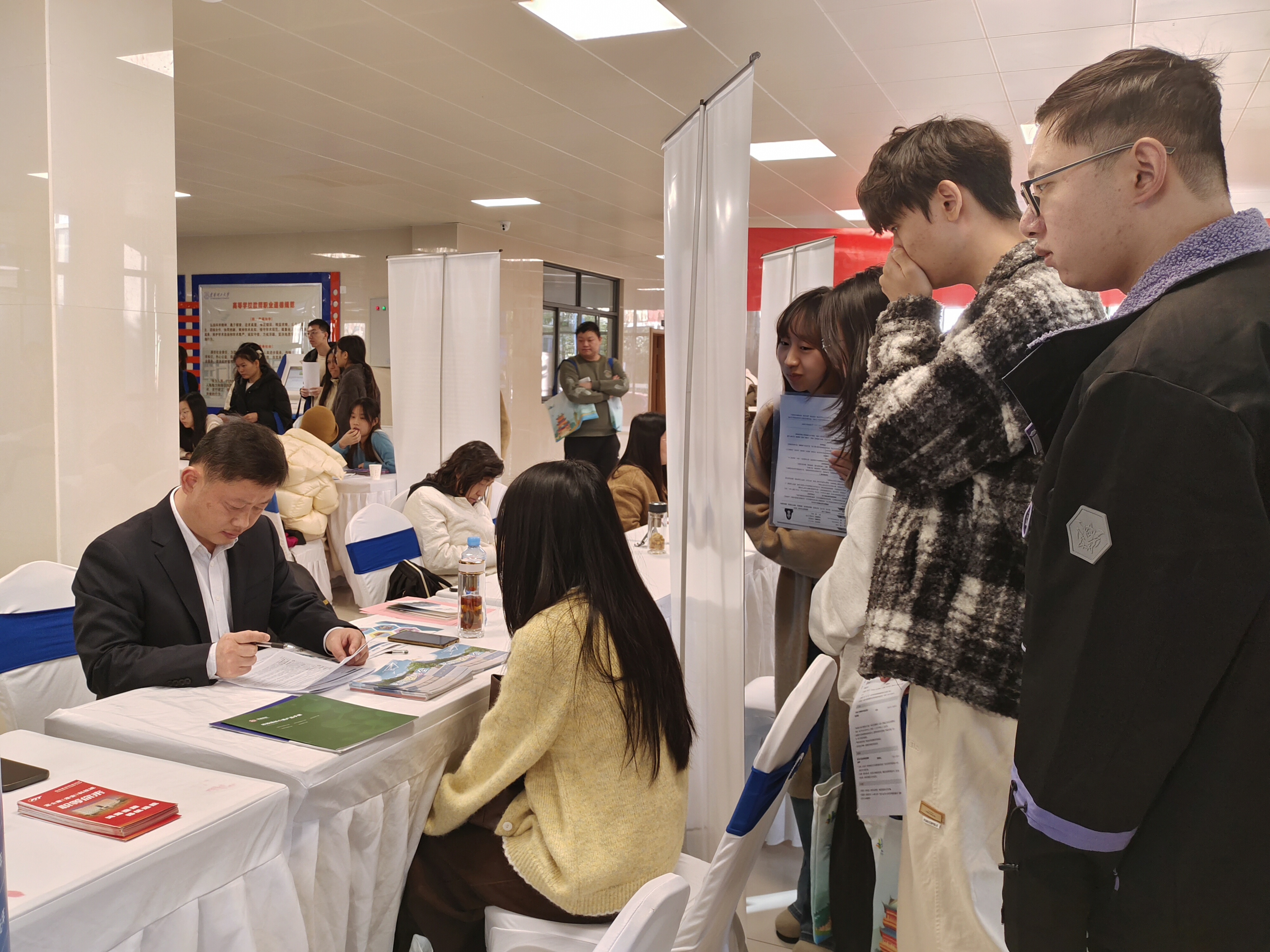 微信图片_20251127161742_700_74.jpg 微信图片_20251127161742_700_74.jpg