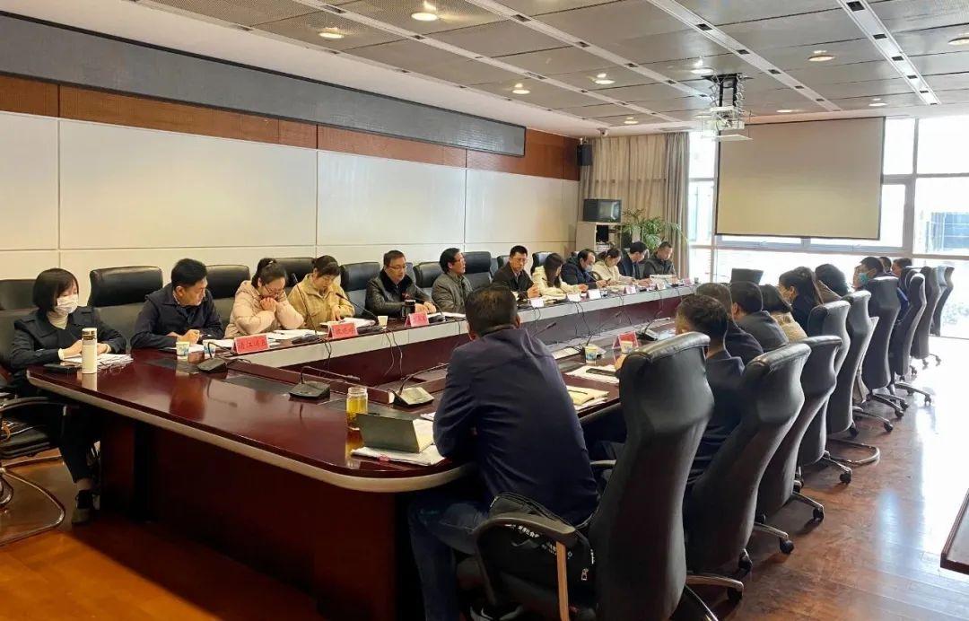 市社保中心举办全市工伤保险业务经办培训班.jpg