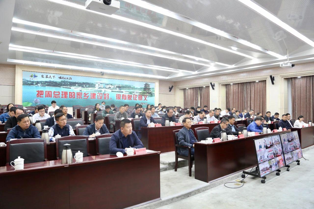 满弓紧弦  决战决胜  市人社局吹响“收官”冲刺集结号 2.jpg